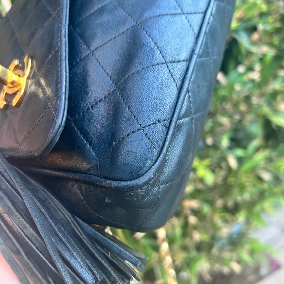 Authentic Chanel CC black lambskin quilted diagonal run lock flap camera bag - Picture 13 of 16